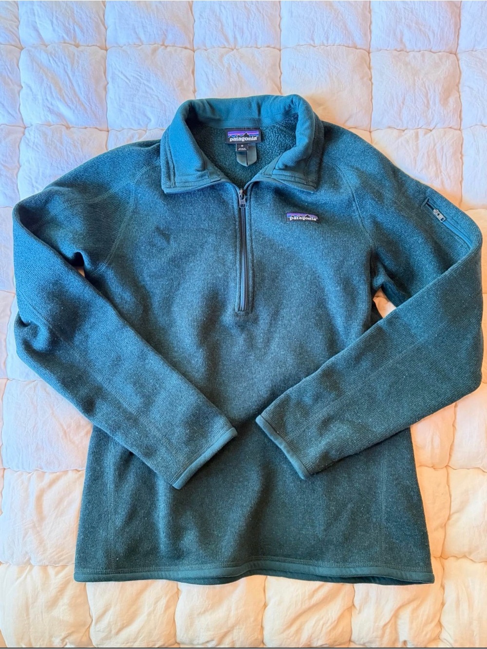 patagonia Womens’s Medium- Forest Green - better sweater 1/4 zip fleece pullover